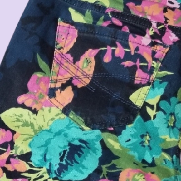Aeropostale Navy Blue Floral Ashley Ultra Skinny Jeans - Picture 5 of 6